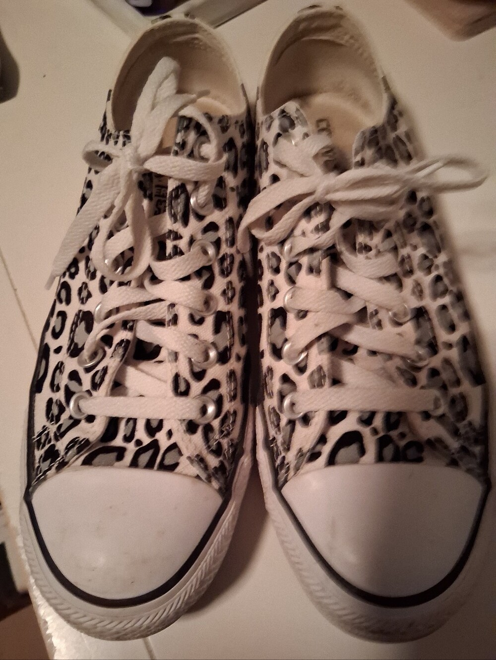Converse Snow Leopard All Star Low Lace Up Sneakers Shoes Size 10